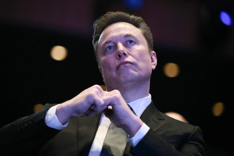 Elon Musk’s SpaceX lijdt recordverlies: 400 miljard dollar beurswaarde verdampt op één dag